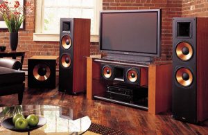 بهترین سیستم های صوتی برای پخش موزیک در خانه